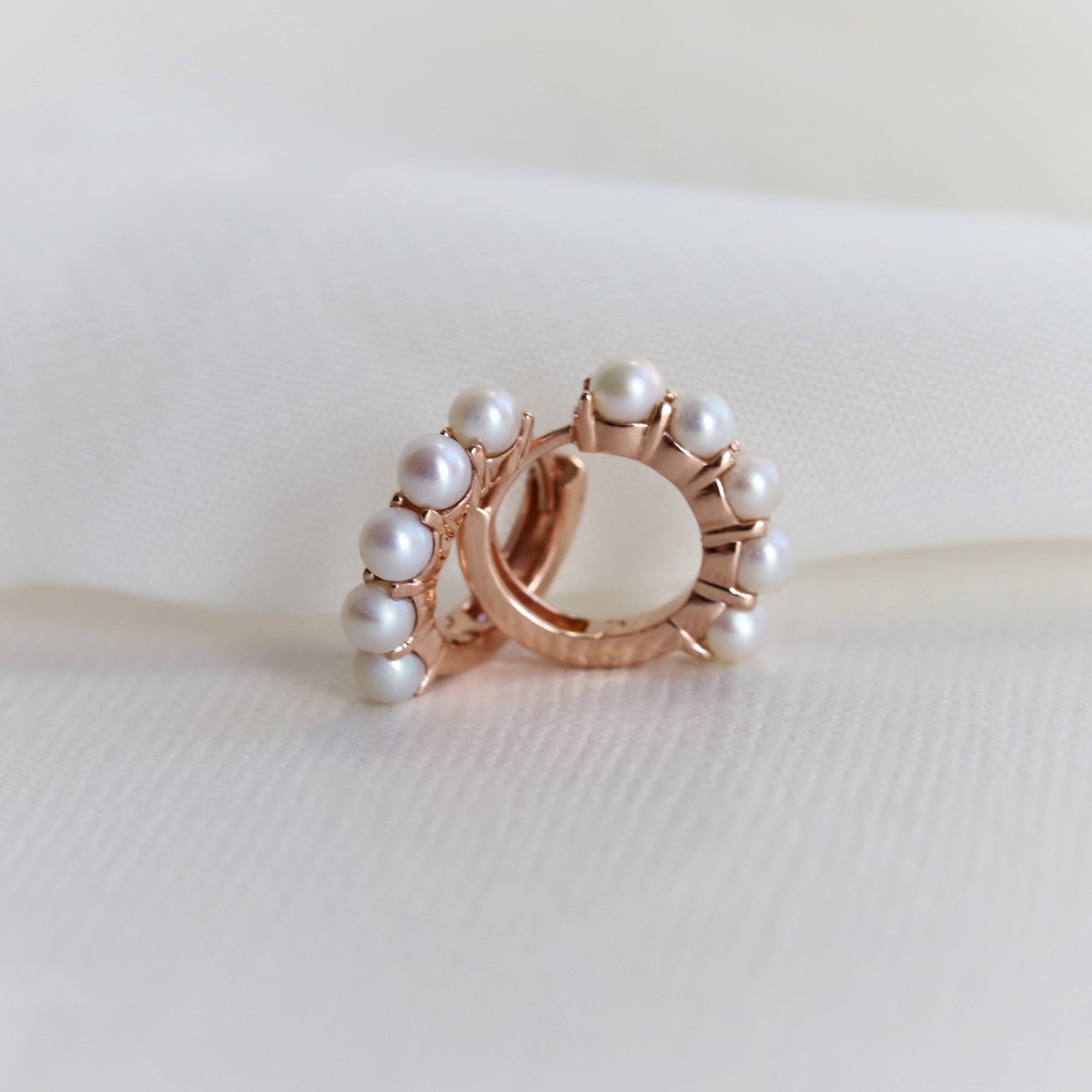AQUARIA Small Freshwater Pearl Hoop Earrings with Glass Teardrop Beads –  Aris Heartmade